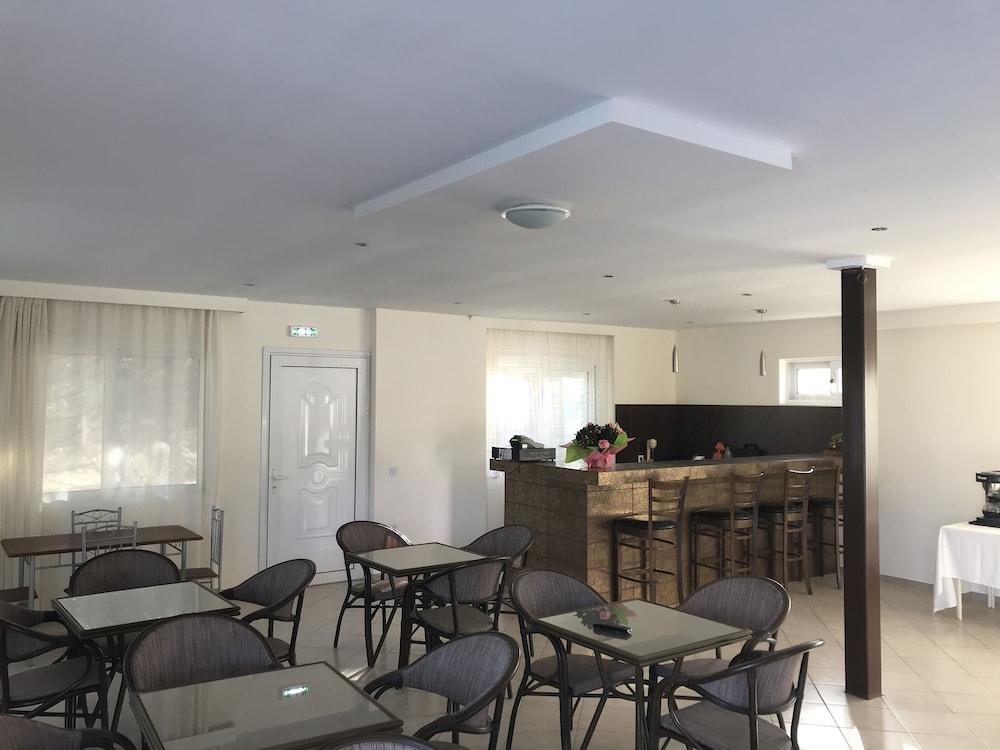 Ai Helis Resort Svoronata Exteriör bild