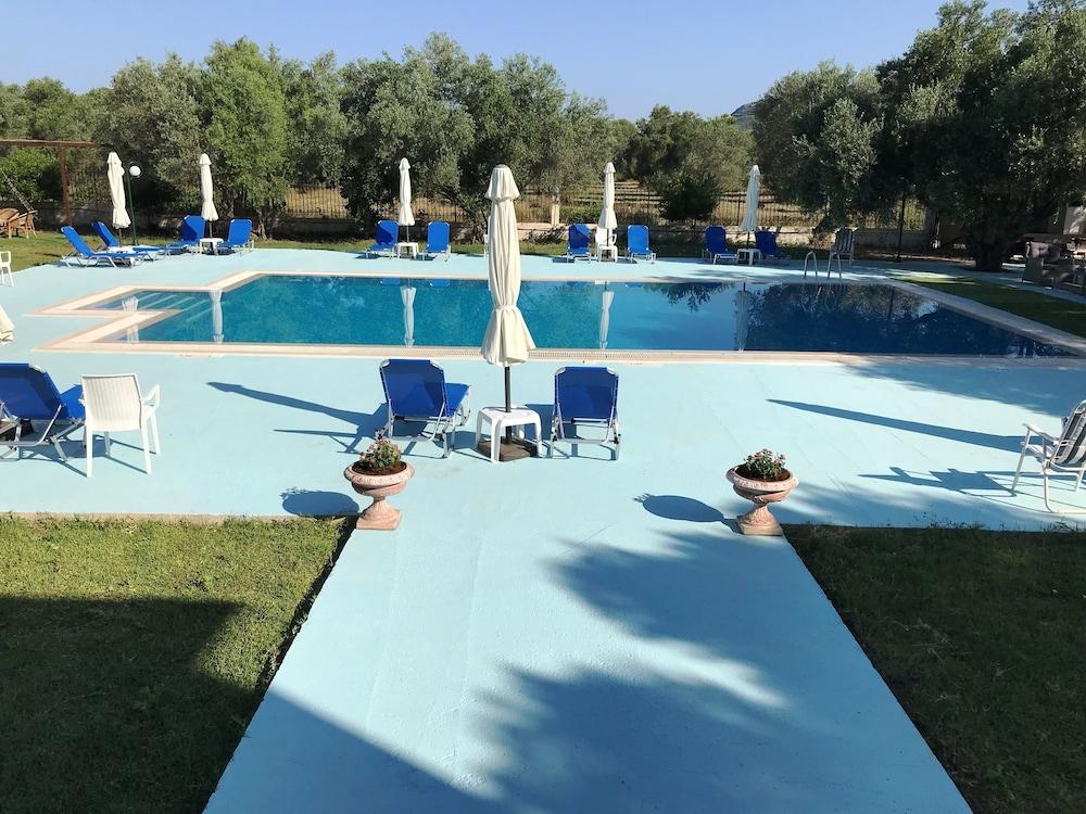 Ai Helis Resort Svoronata Exteriör bild